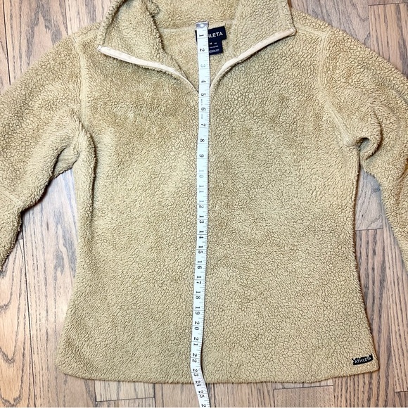 Athleta Women’s Camel Sherpa 1/4 Zip Pullover Fuzzy Warm Sweater Size Medium - Picture 10 of 15